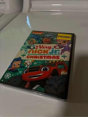 Nickelodeon Nick Jr. Christmas DVD - Red, Green, Blue
